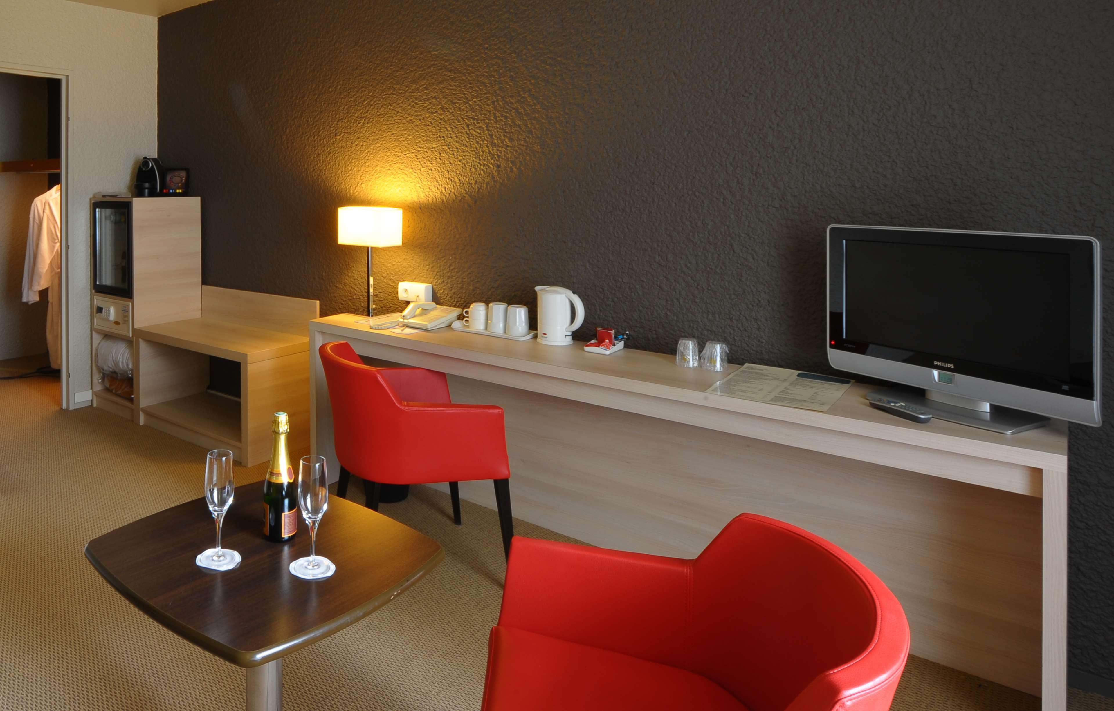 Best Western Porte Du Forez Andrezieux-Boutheon Eksteriør bilde